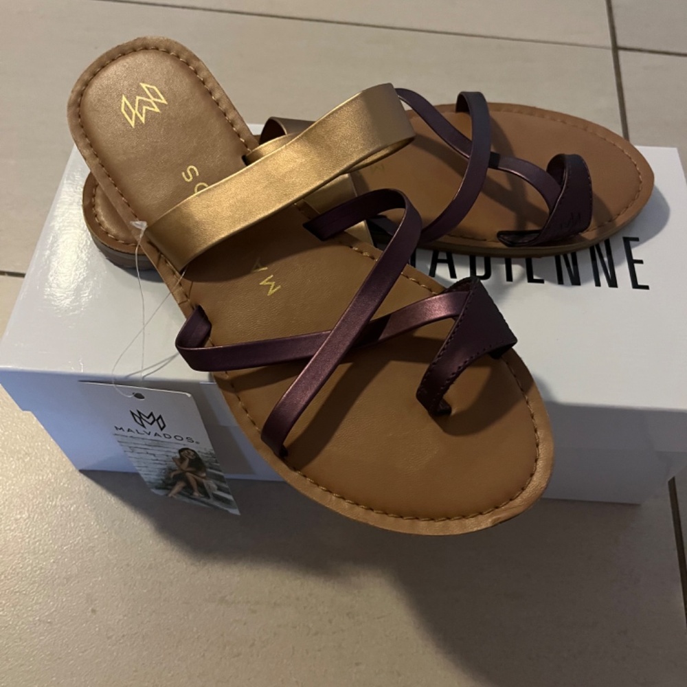 Malvados Joni Icon strappy sandal, size 9/10, fits 8.5